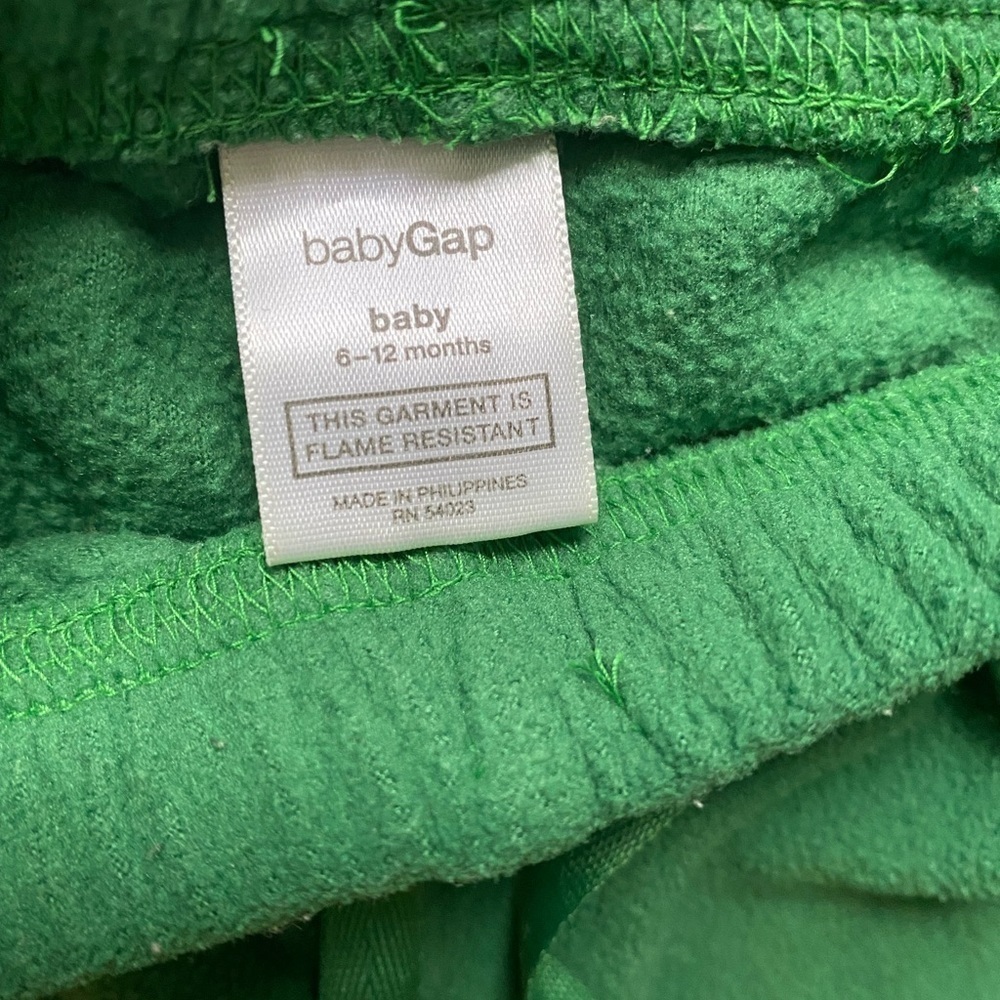 BABY GAP Flannel Collared Button down Shirt Pajama Set 2 Pairs Size 6-12 mnths - Picture 12 of 12